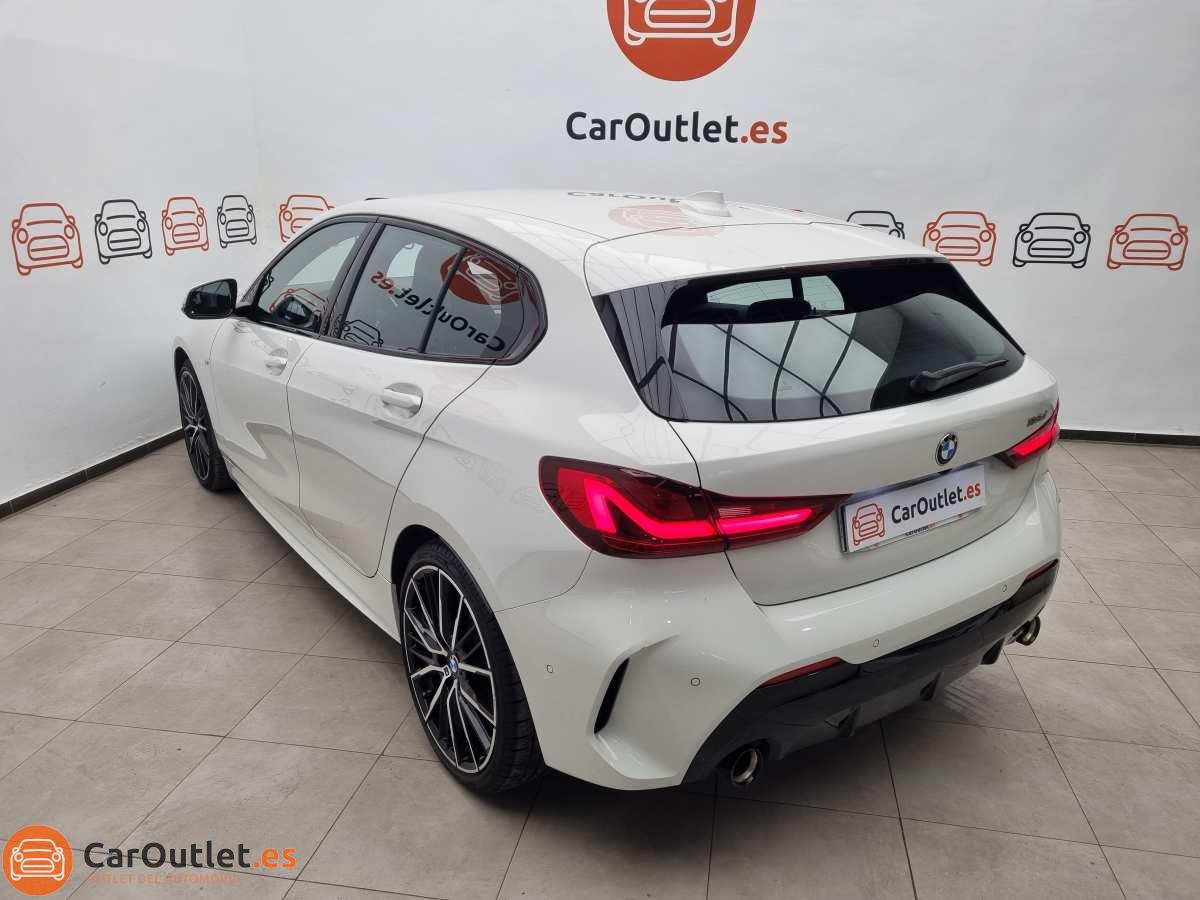 10 - BMW 118 2023 - AUTO