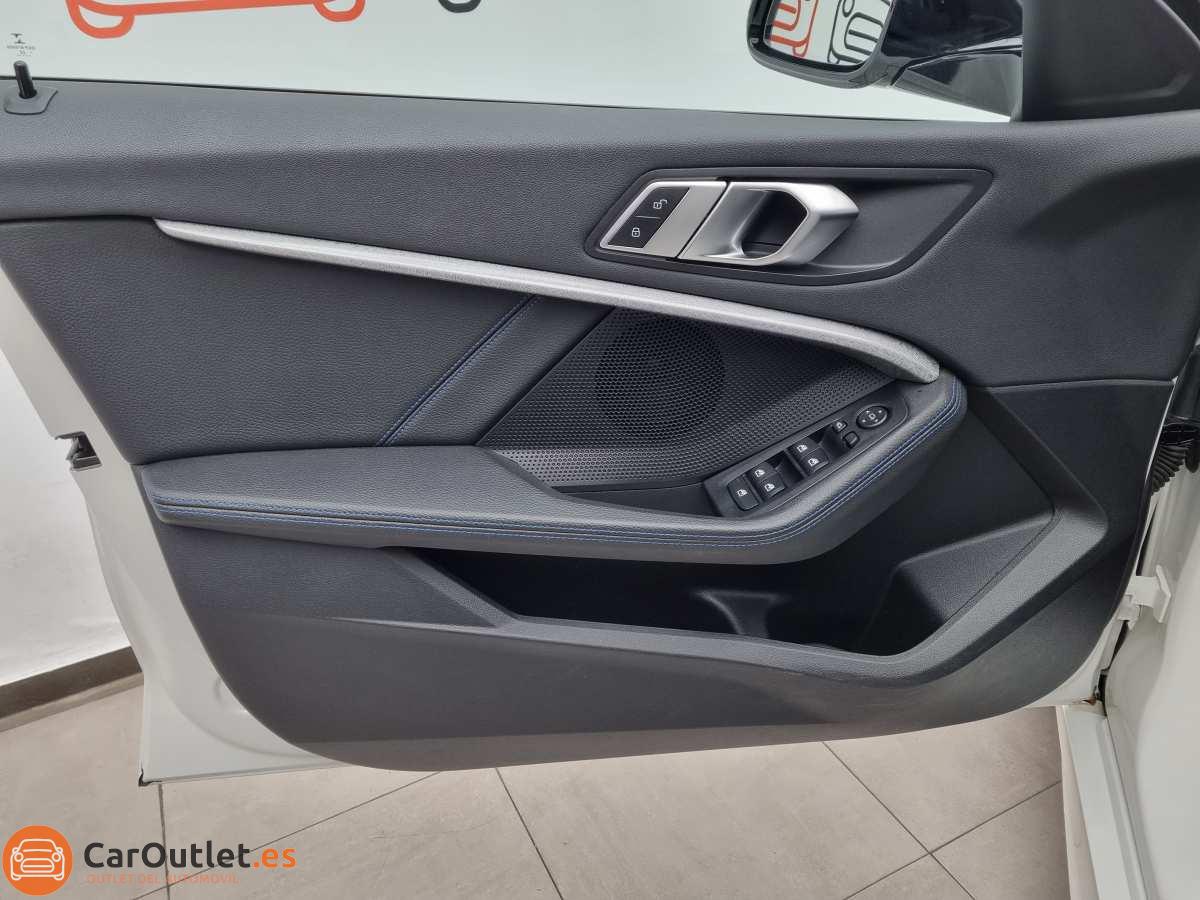 13 - BMW 118 2023 - AUTO