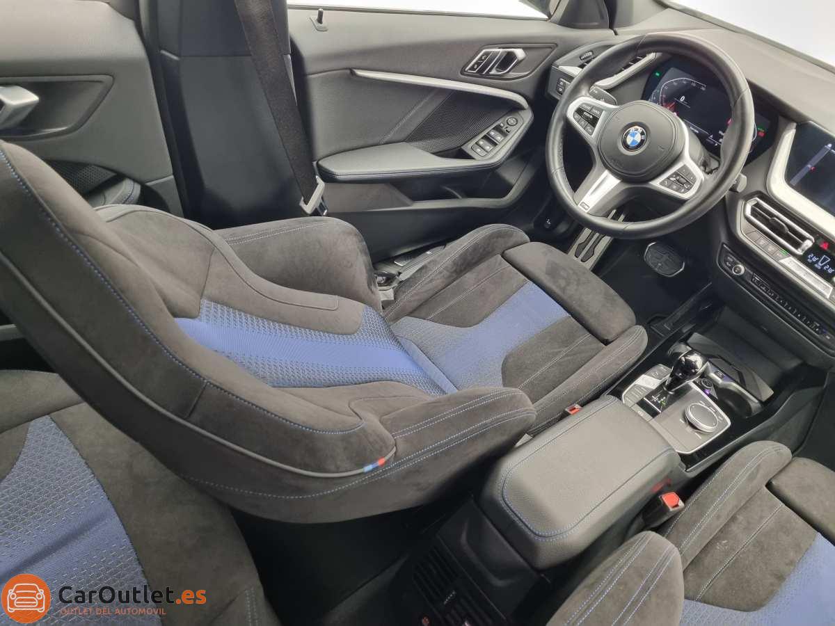 18 - BMW 118 2023 - AUTO