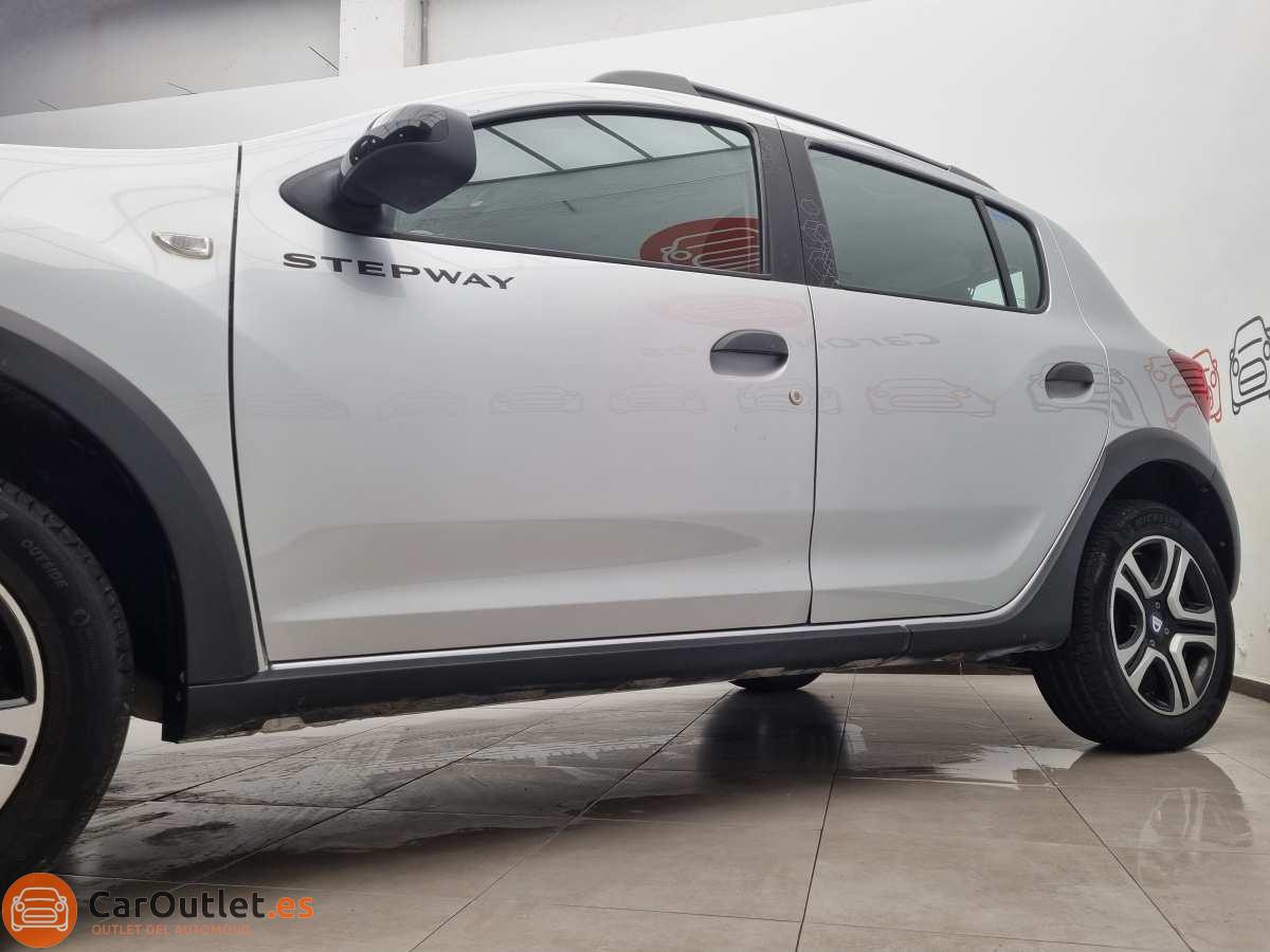 4 - Dacia Sandero 2020