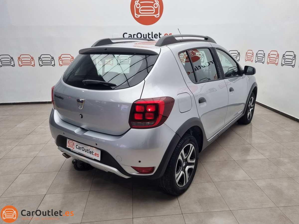 8 - Dacia Sandero 2020