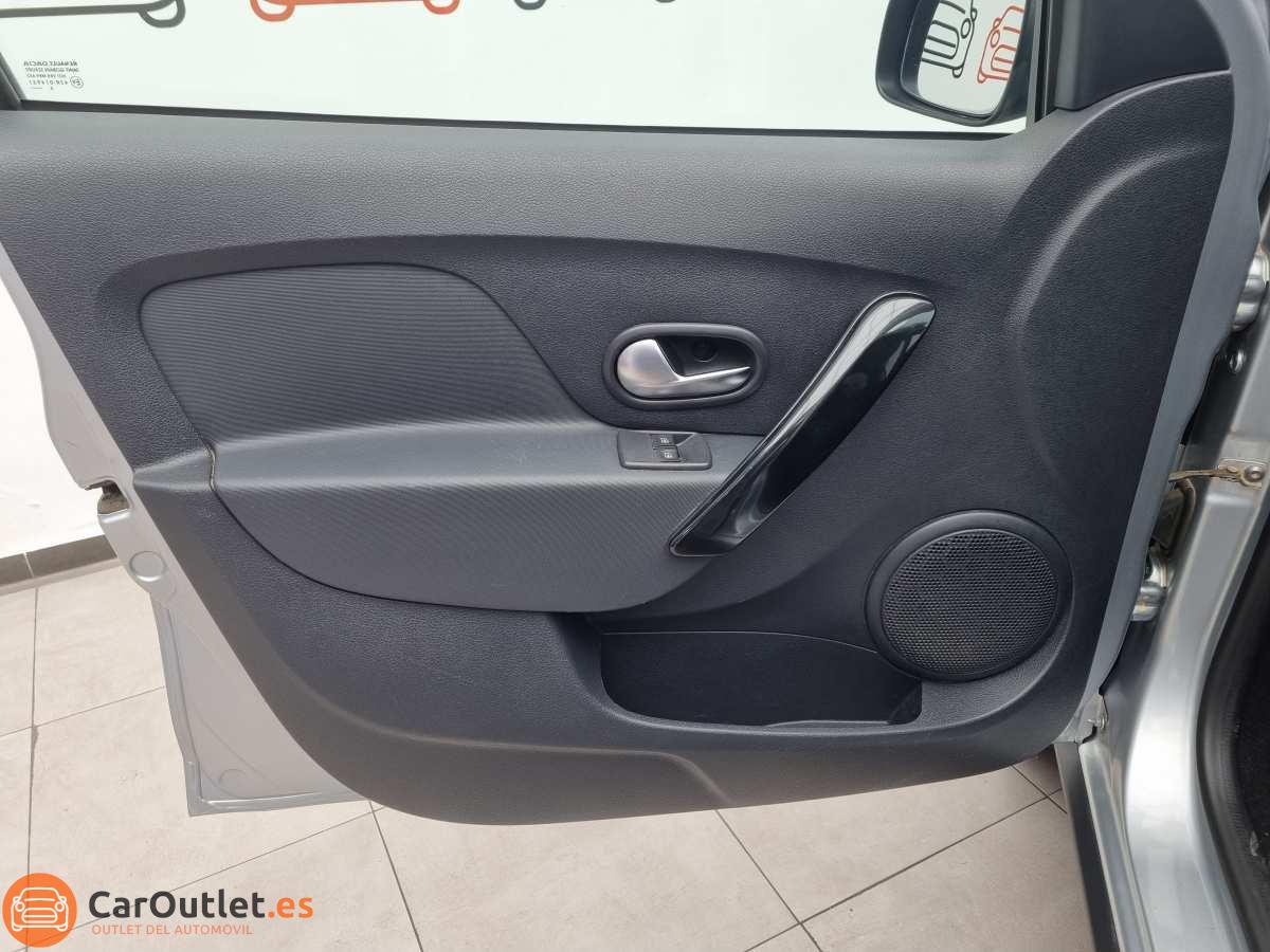 13 - Dacia Sandero 2020