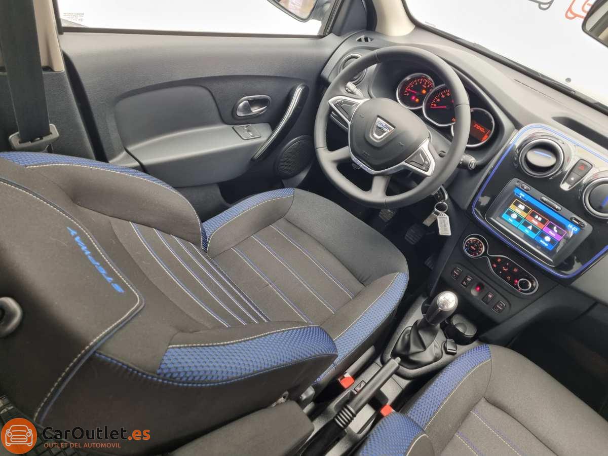 17 - Dacia Sandero 2020