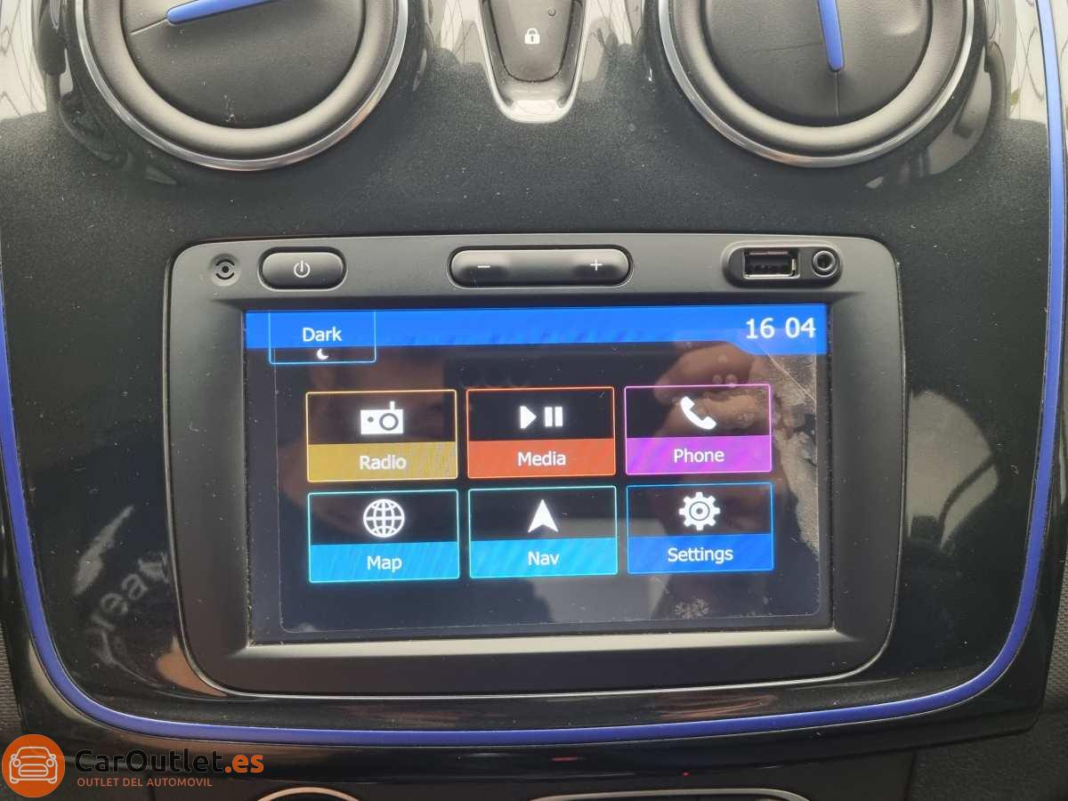 23 - Dacia Sandero 2020