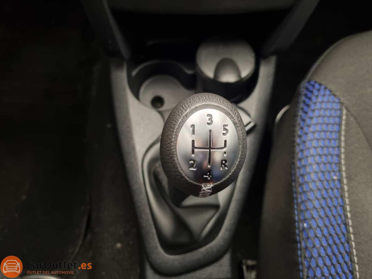 27 - Dacia Sandero 2020