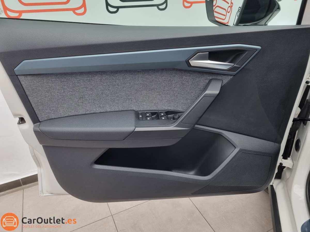 13 - Seat Arona 2023