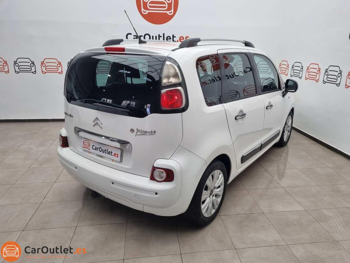 7 - Citroen C3 Picasso 2011
