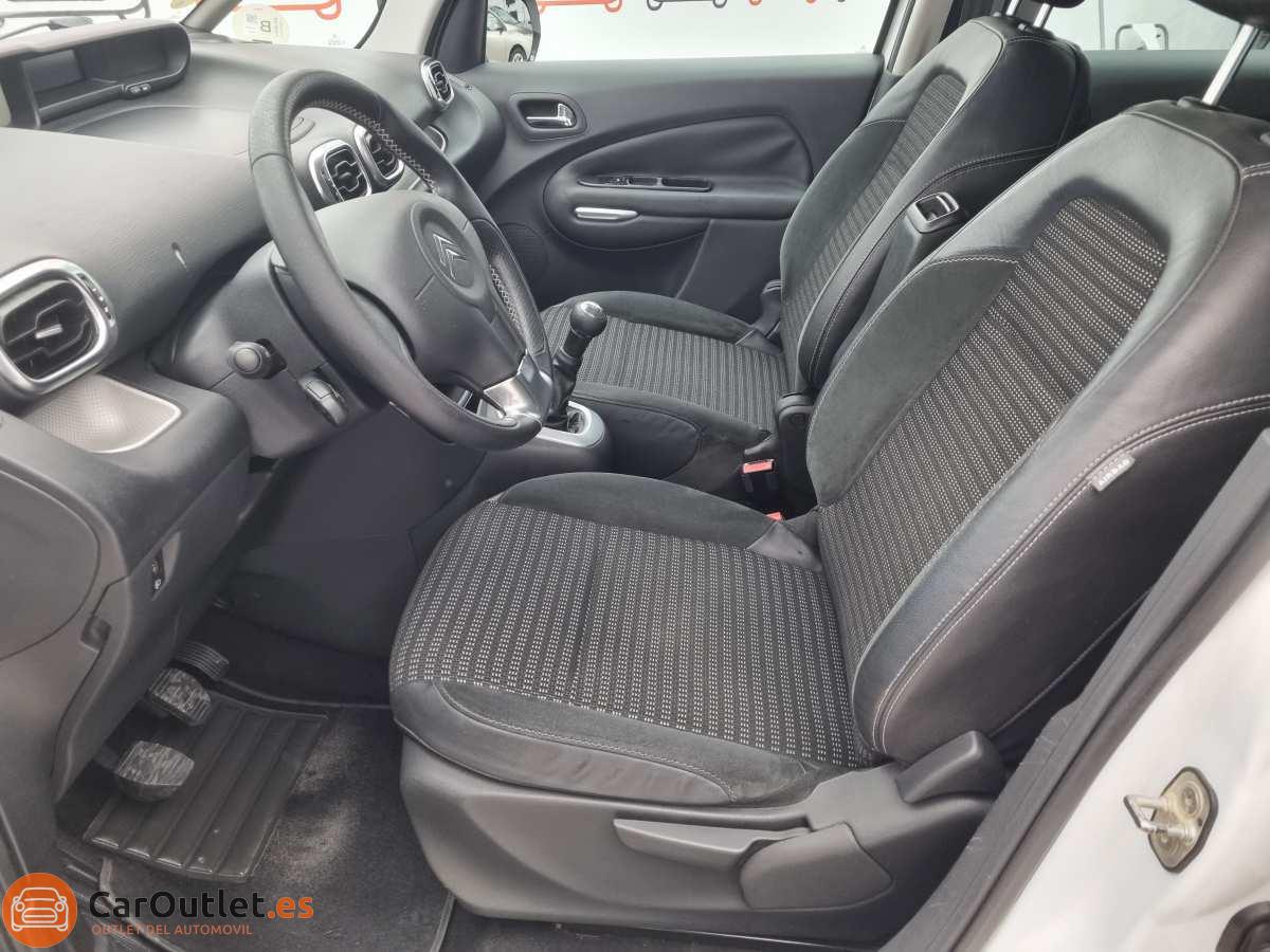 14 - Citroen C3 Picasso 2011