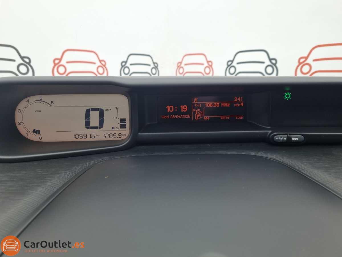 22 - Citroen C3 Picasso 2011