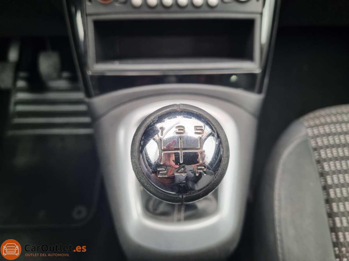 24 - Citroen C3 Picasso 2011