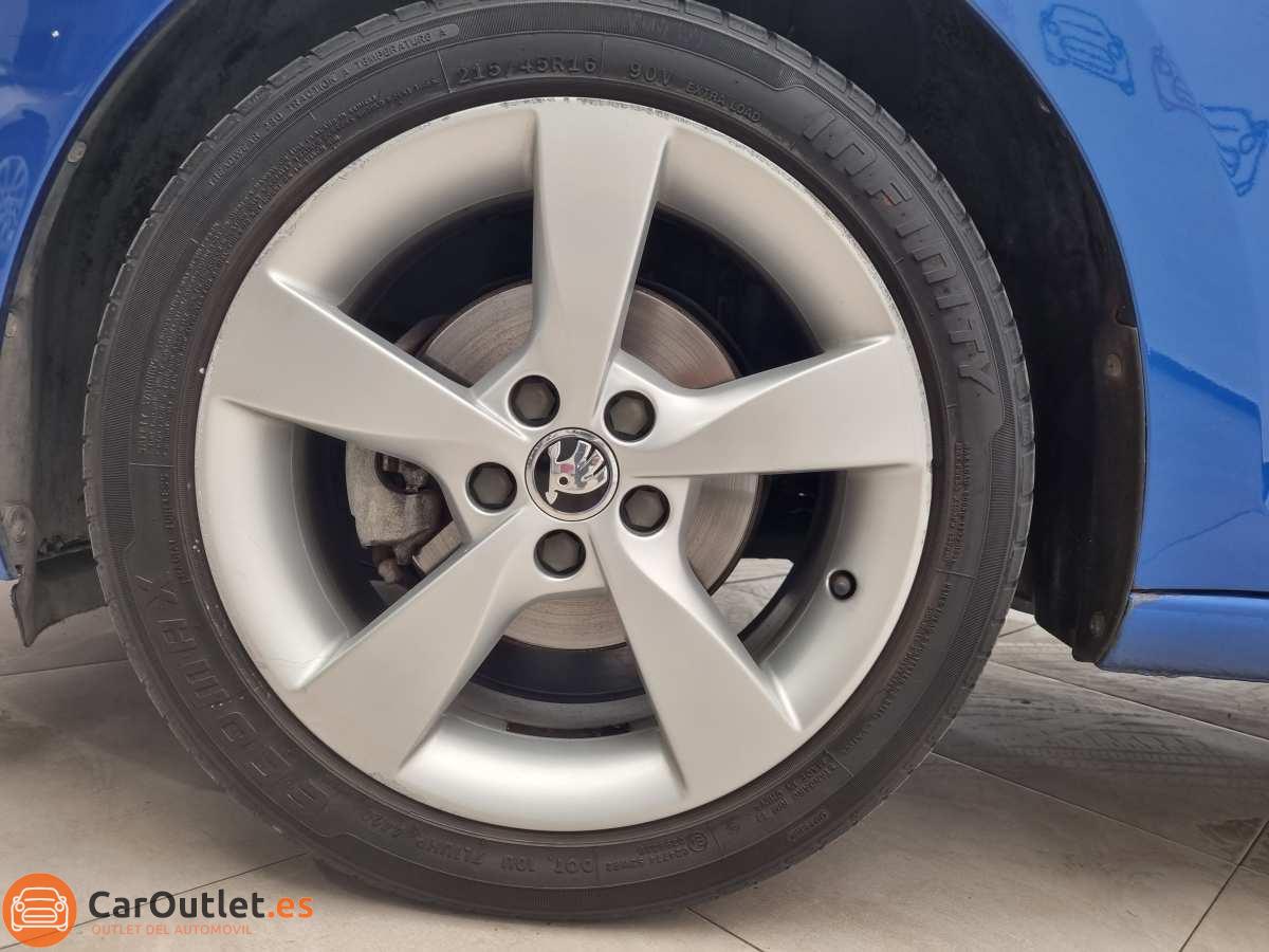 6 - Skoda Rapid 2017 - AUTO