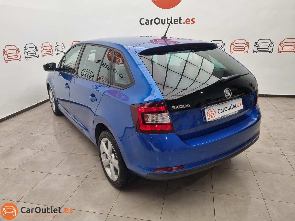 9 - Skoda Rapid 2017 - AUTO