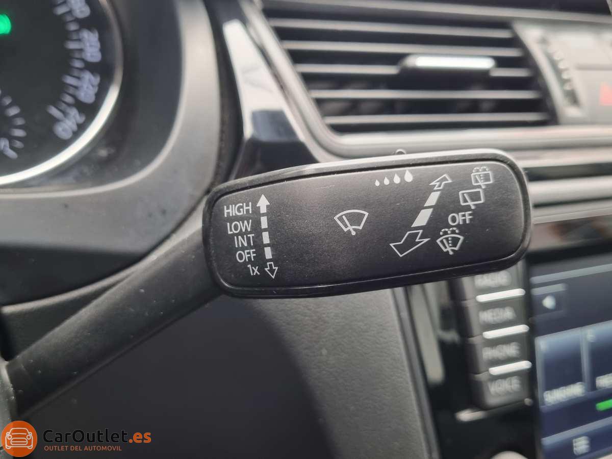 22 - Skoda Rapid 2017 - AUTO