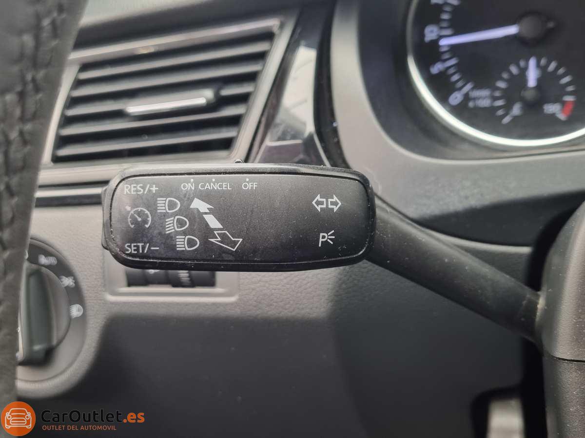 23 - Skoda Rapid 2017 - AUTO