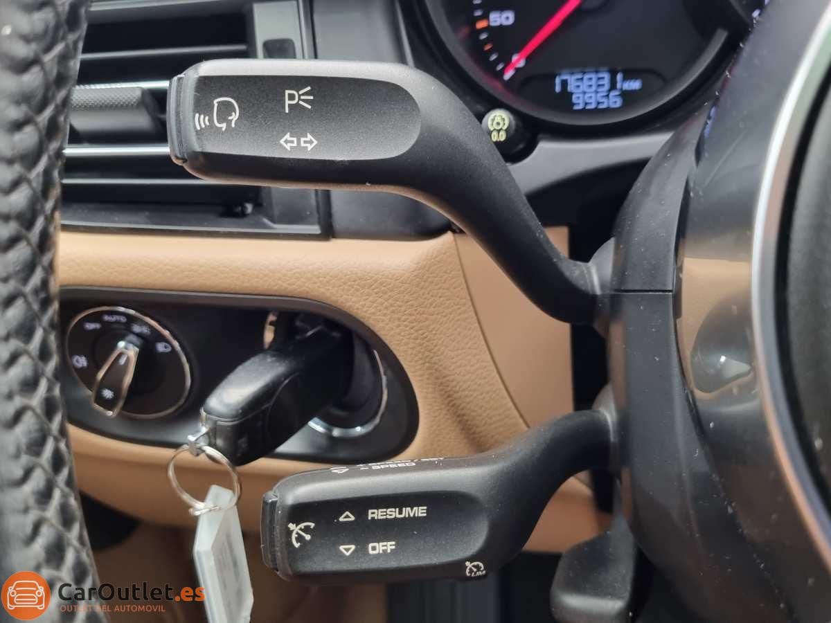 26 - Porsche Macan 2019 - AUTO