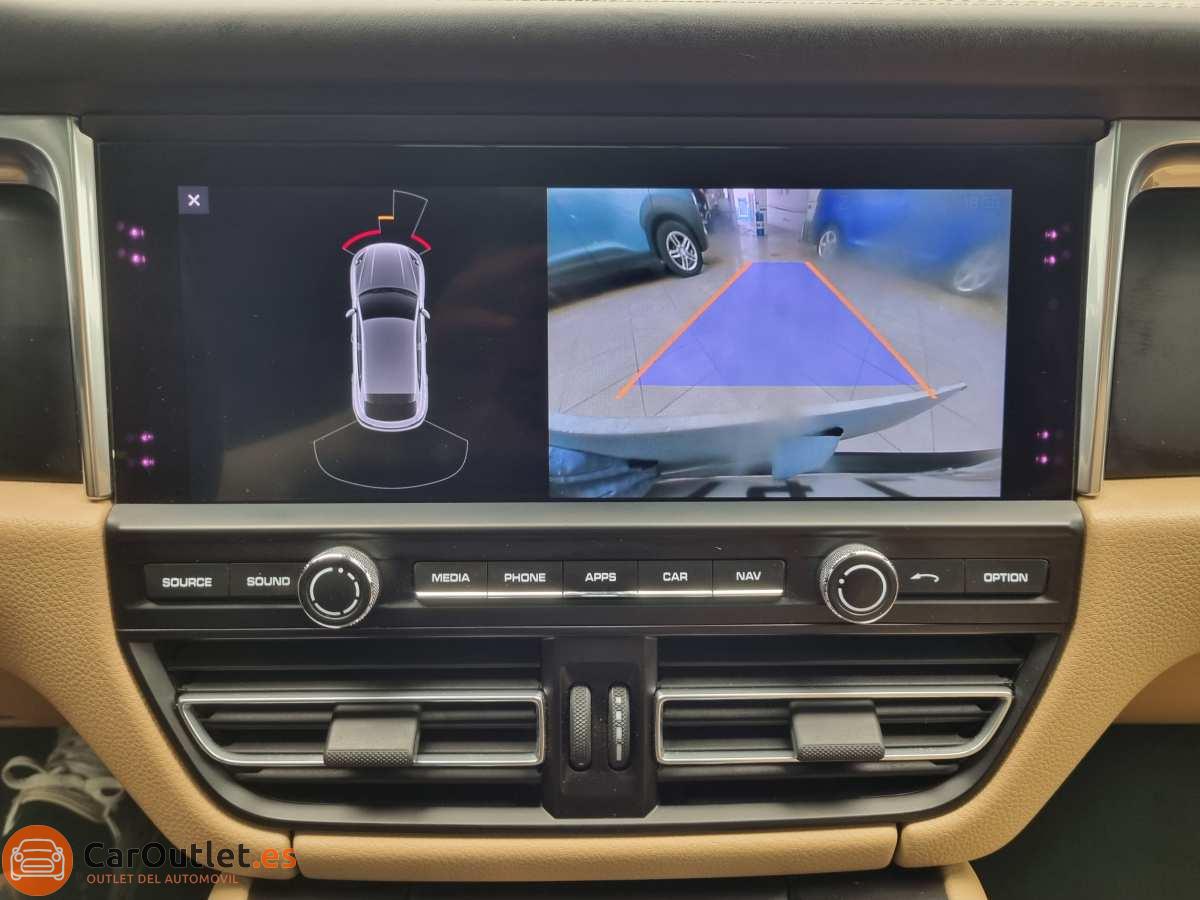 32 - Porsche Macan 2019 - AUTO