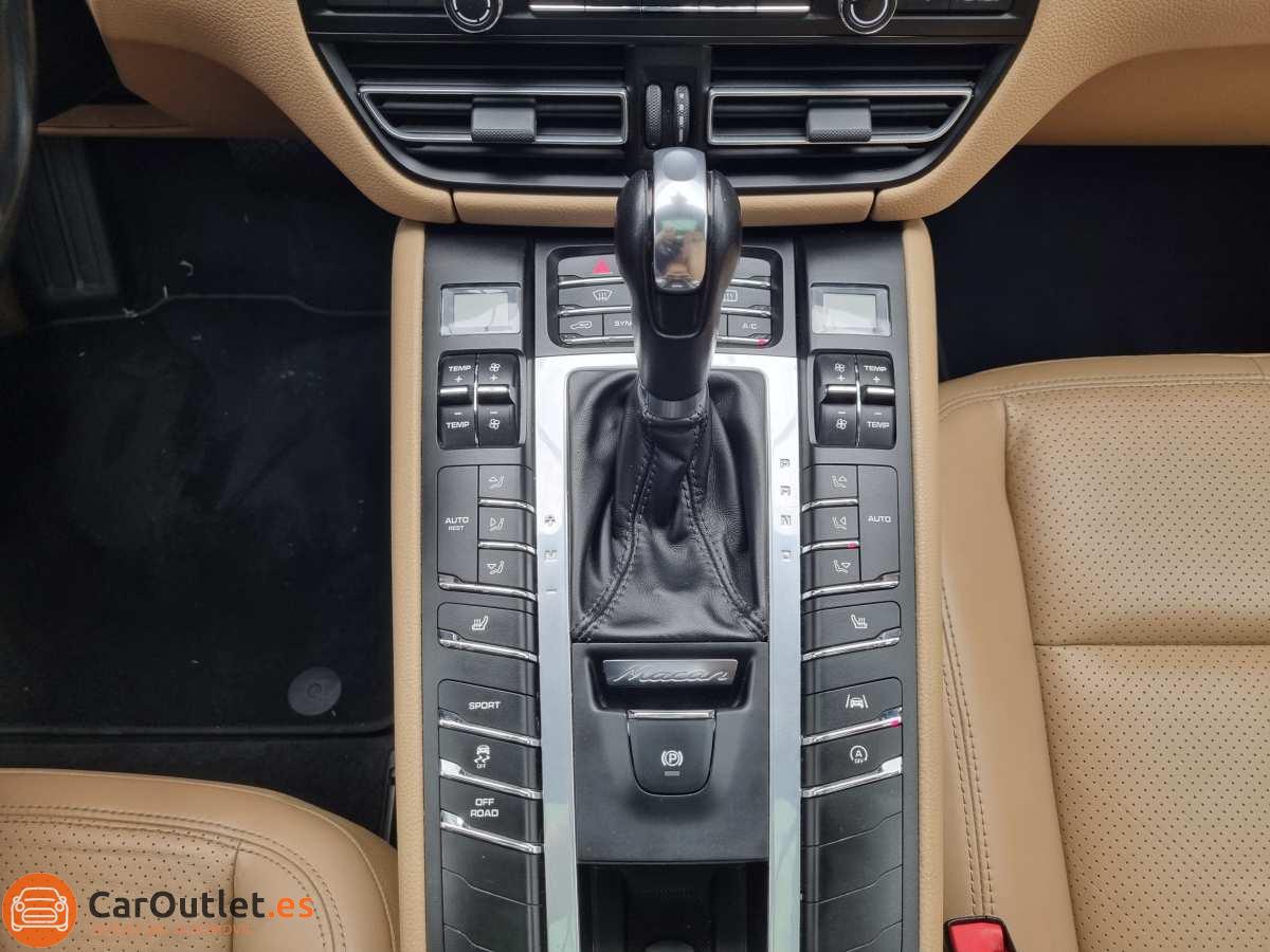33 - Porsche Macan 2019 - AUTO