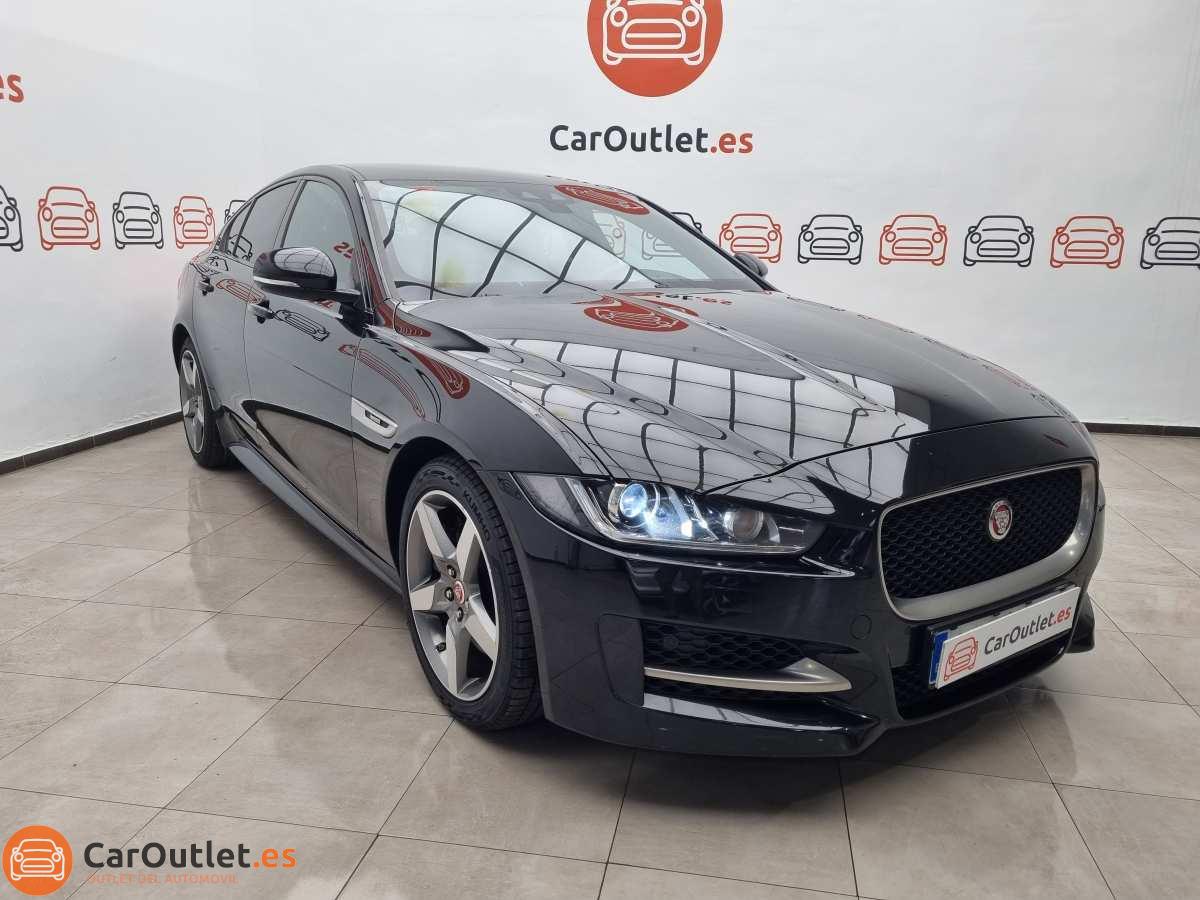2 - Jaguar XE 2018 - AUTO