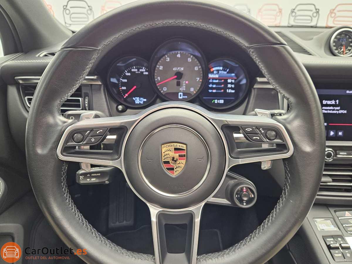 26 - Porsche Macan 2021 - AUTO