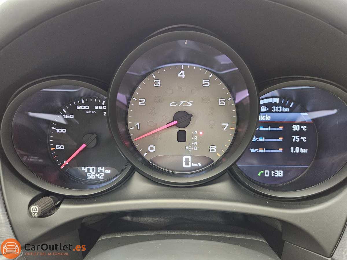 27 - Porsche Macan 2021 - AUTO