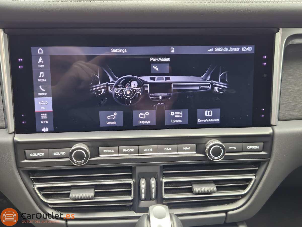 30 - Porsche Macan 2021 - AUTO