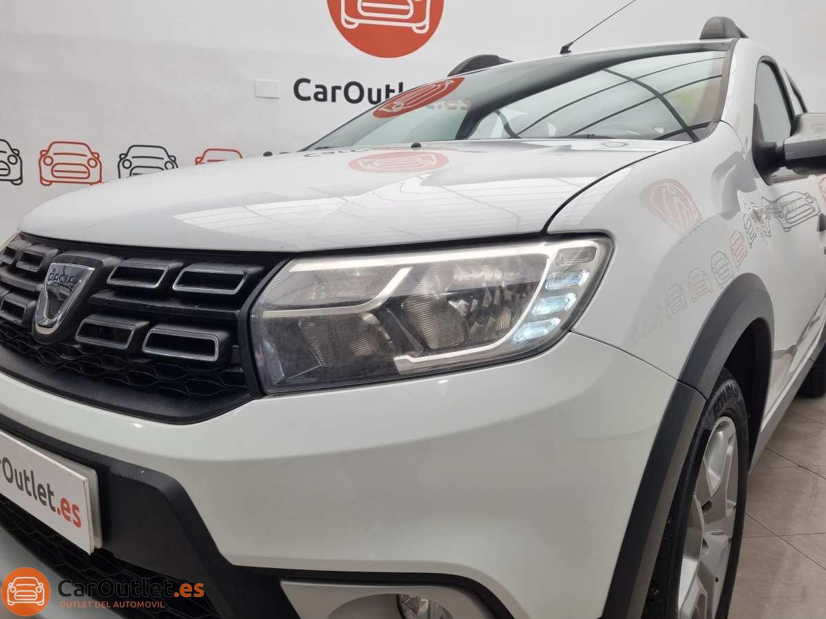 6 - Dacia Sandero 2016