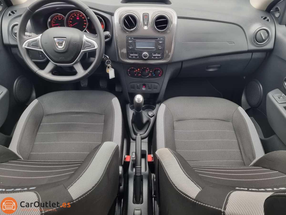 16 - Dacia Sandero 2016