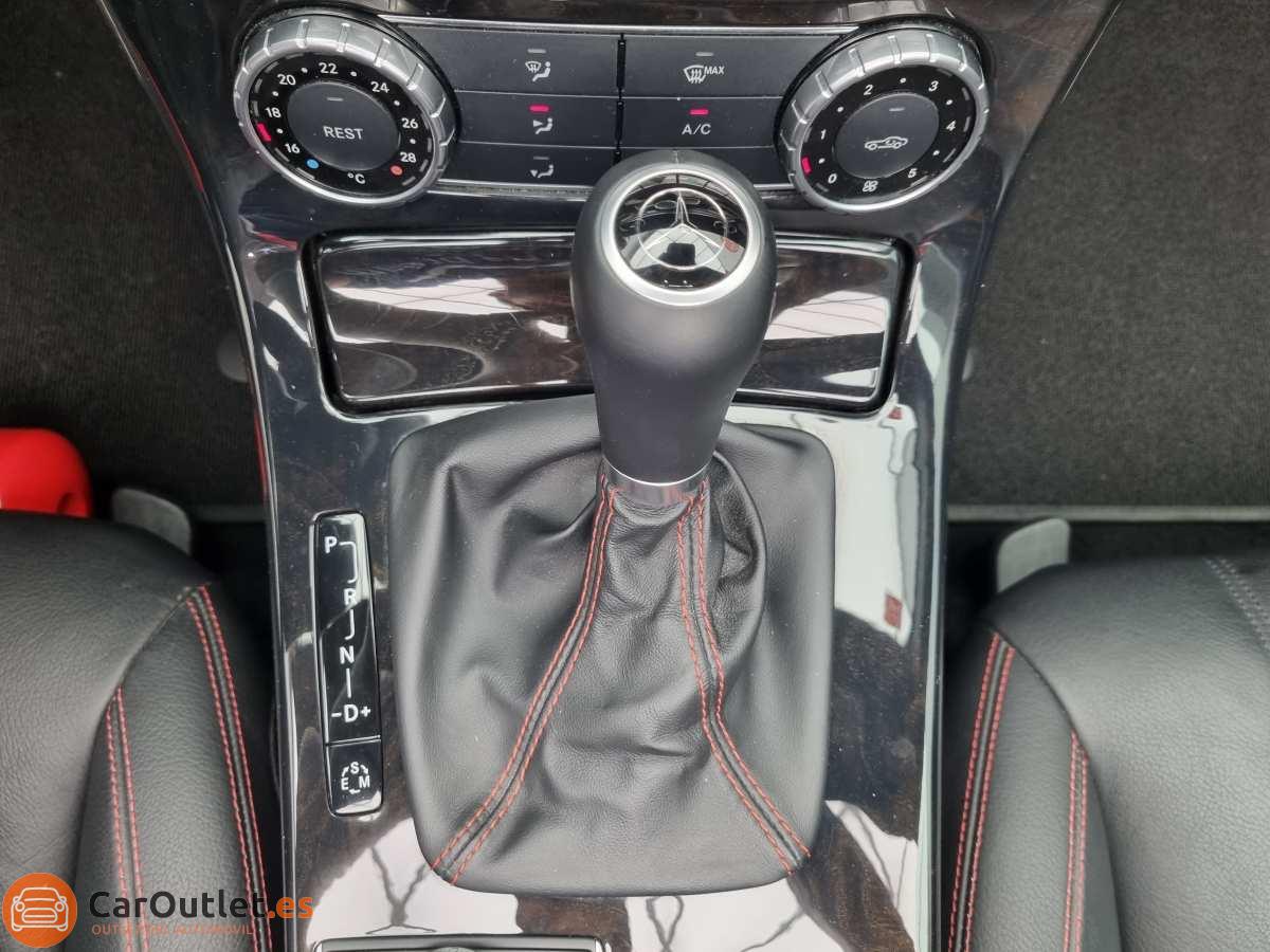 31 - Mercedes SLK Class 2013 - AUTO - CABRIO