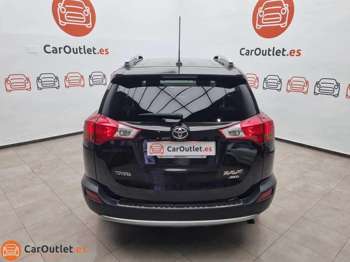 10 - Toyota RAV4 2015 - AUTO