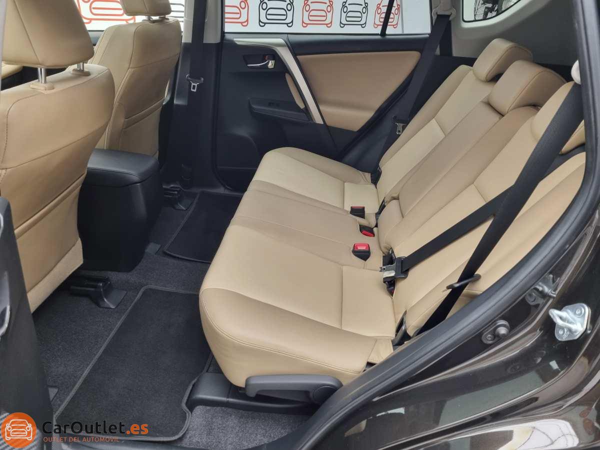 13 - Toyota RAV4 2015 - AUTO