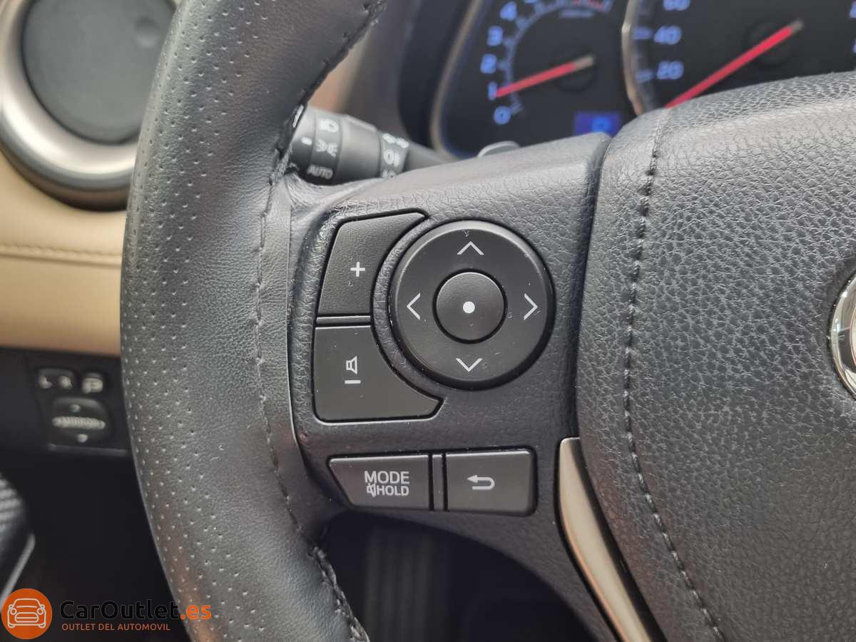 24 - Toyota RAV4 2015 - AUTO