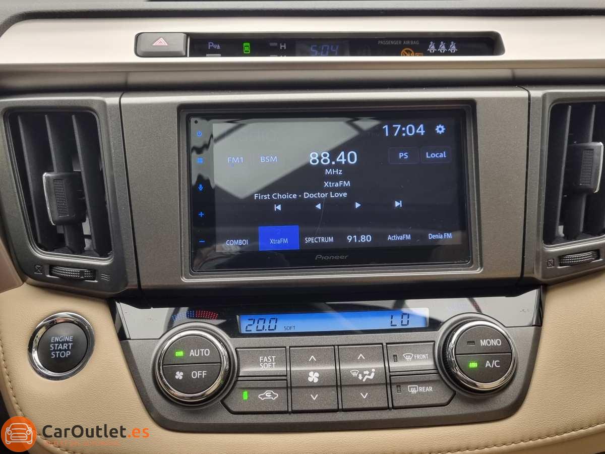 30 - Toyota RAV4 2015 - AUTO
