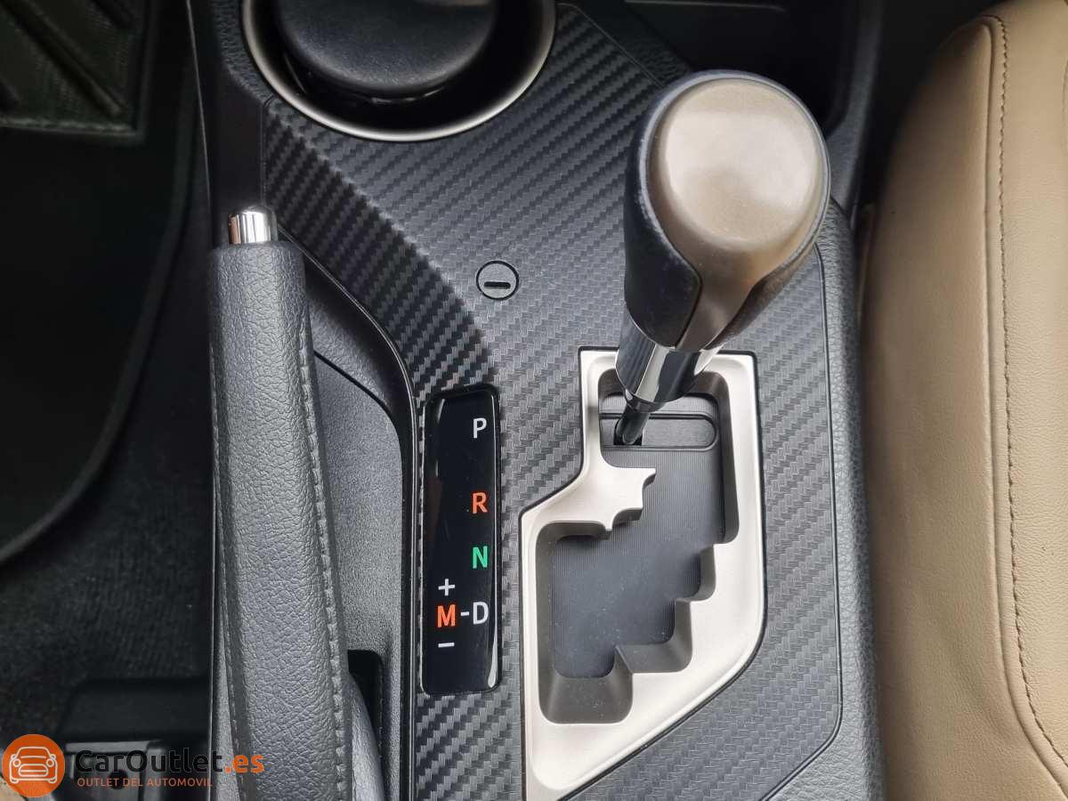 32 - Toyota RAV4 2015 - AUTO
