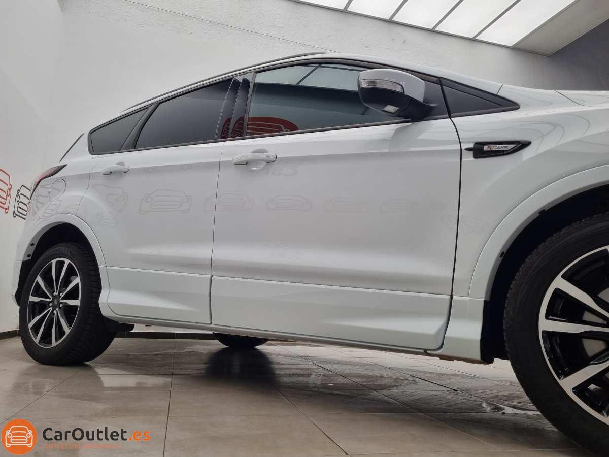 3 - Ford Kuga 2019 - AUTO
