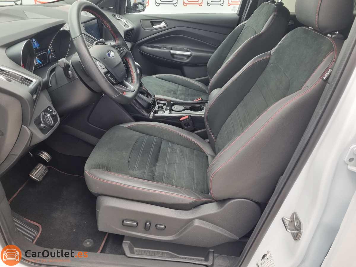 16 - Ford Kuga 2019 - AUTO