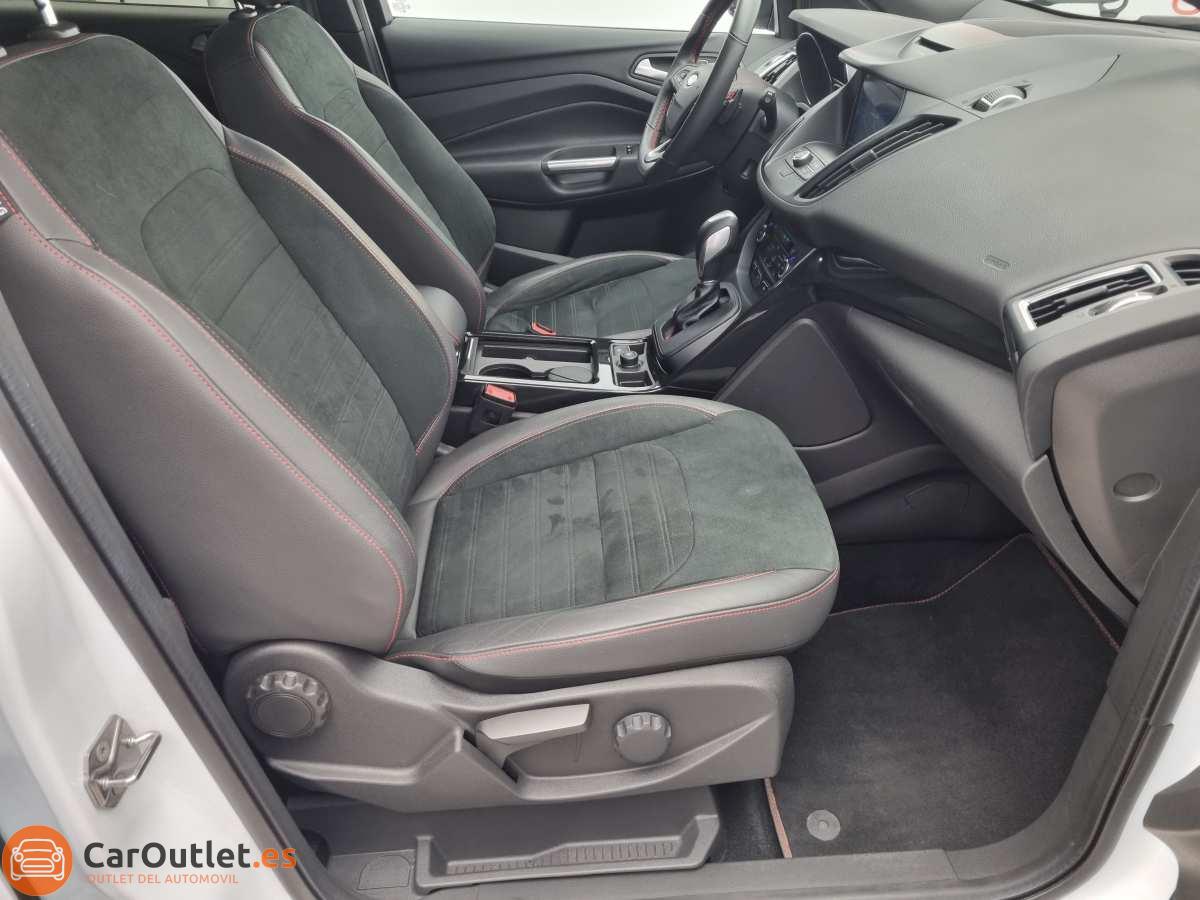 17 - Ford Kuga 2019 - AUTO