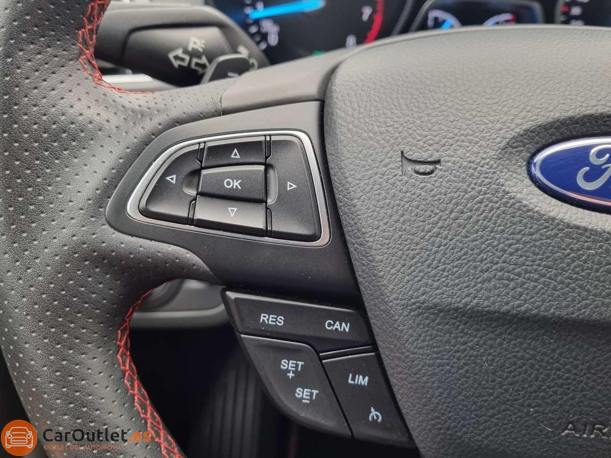 24 - Ford Kuga 2019 - AUTO