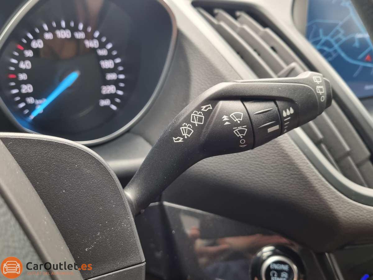 25 - Ford Kuga 2019 - AUTO