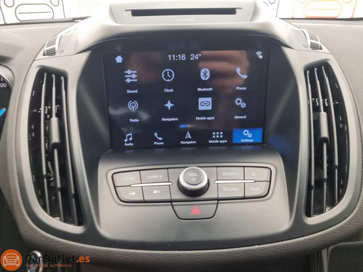 30 - Ford Kuga 2019 - AUTO