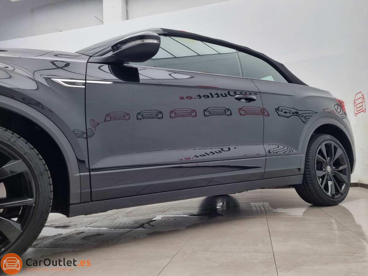 4 - Volkswagen T ROC 2023 - AUTO - CABRIO