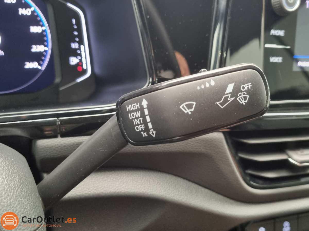 30 - Volkswagen T ROC 2023 - AUTO - CABRIO