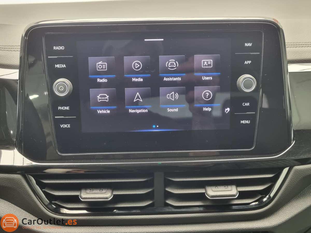 35 - Volkswagen T ROC 2023 - AUTO - CABRIO