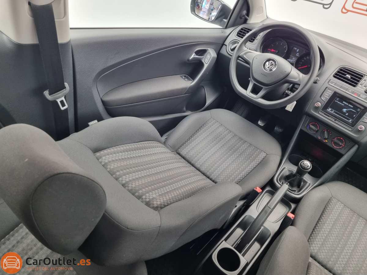 16 - Volkswagen Polo 2017