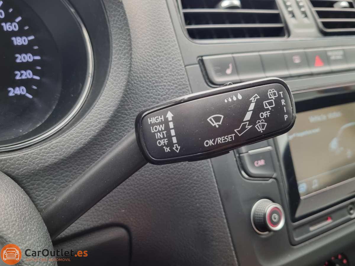20 - Volkswagen Polo 2017
