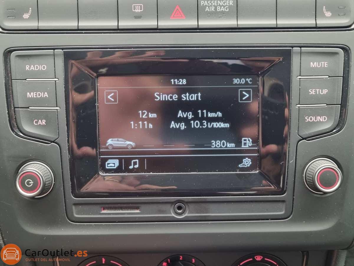 23 - Volkswagen Polo 2017