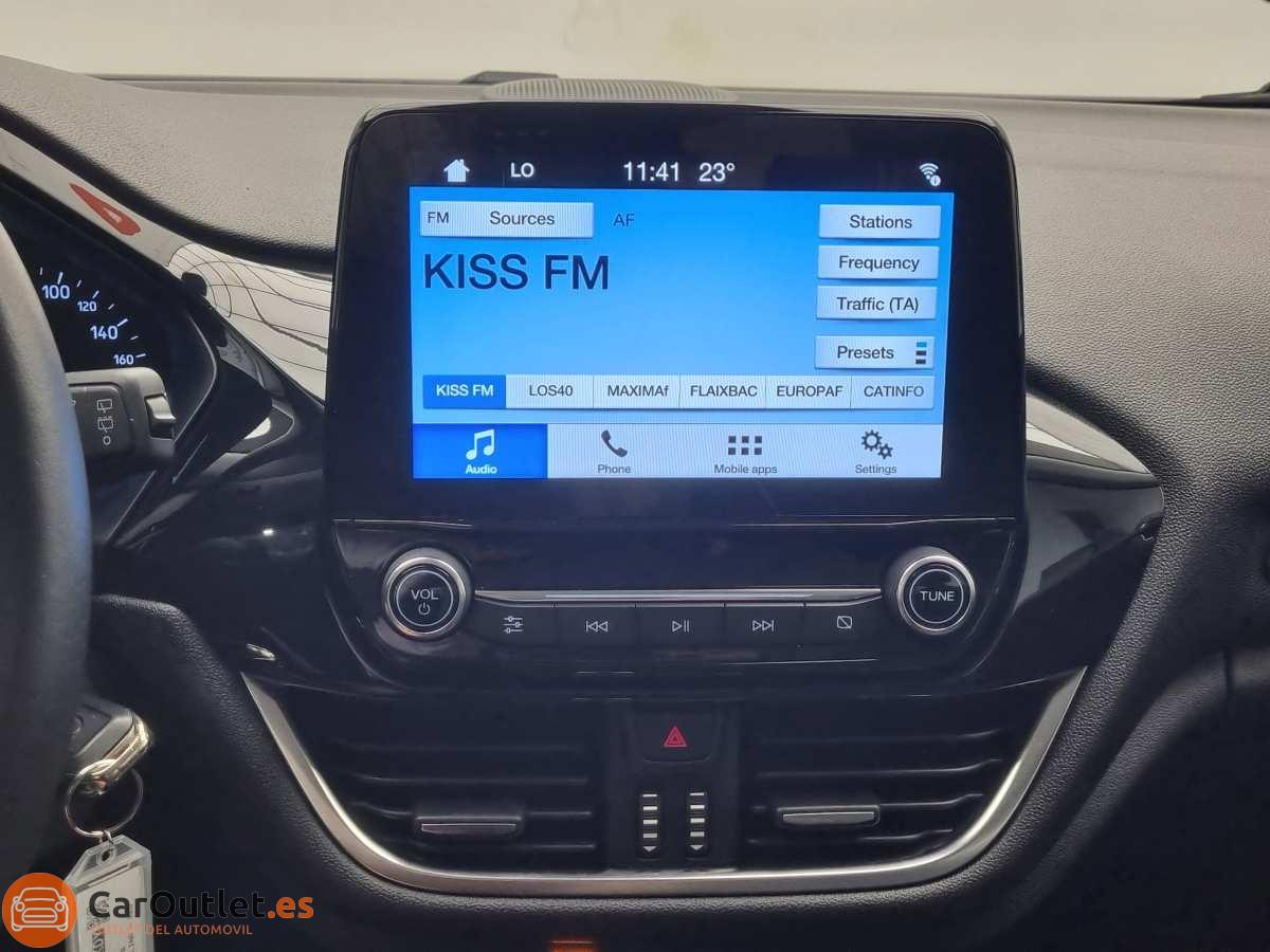 28 - Ford Fiesta 2017 - AUTO