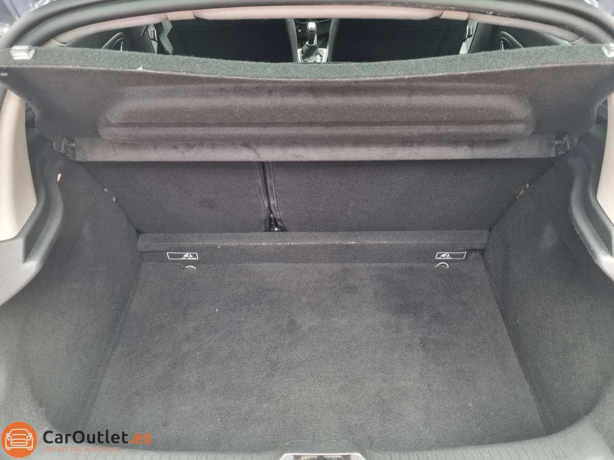 11 - Renault Clio 2016