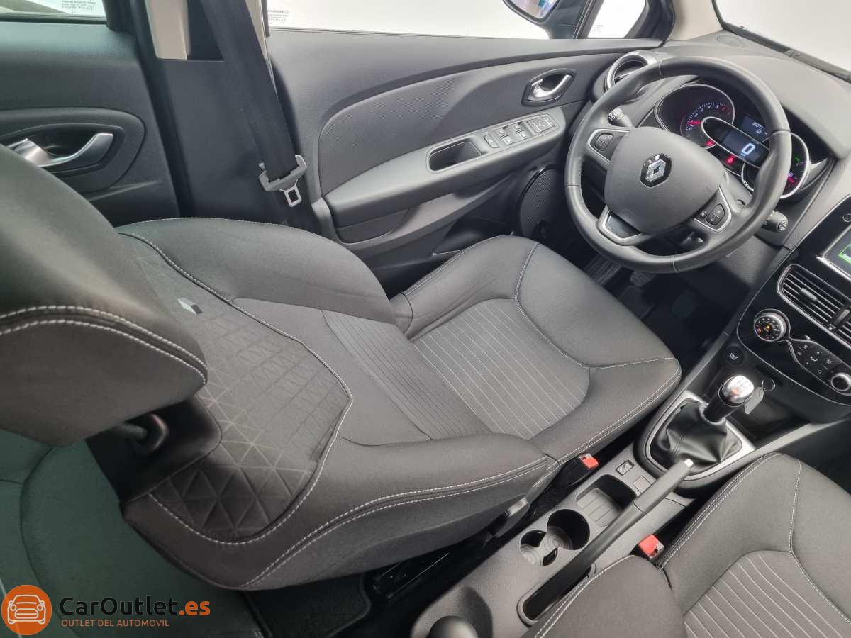 17 - Renault Clio 2016