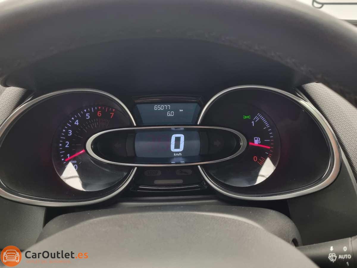 20 - Renault Clio 2016