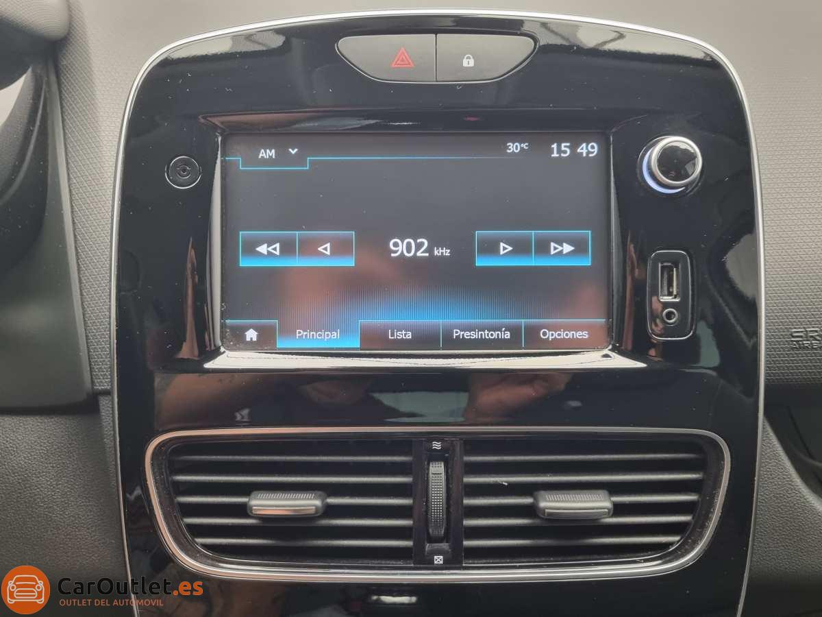 26 - Renault Clio 2016